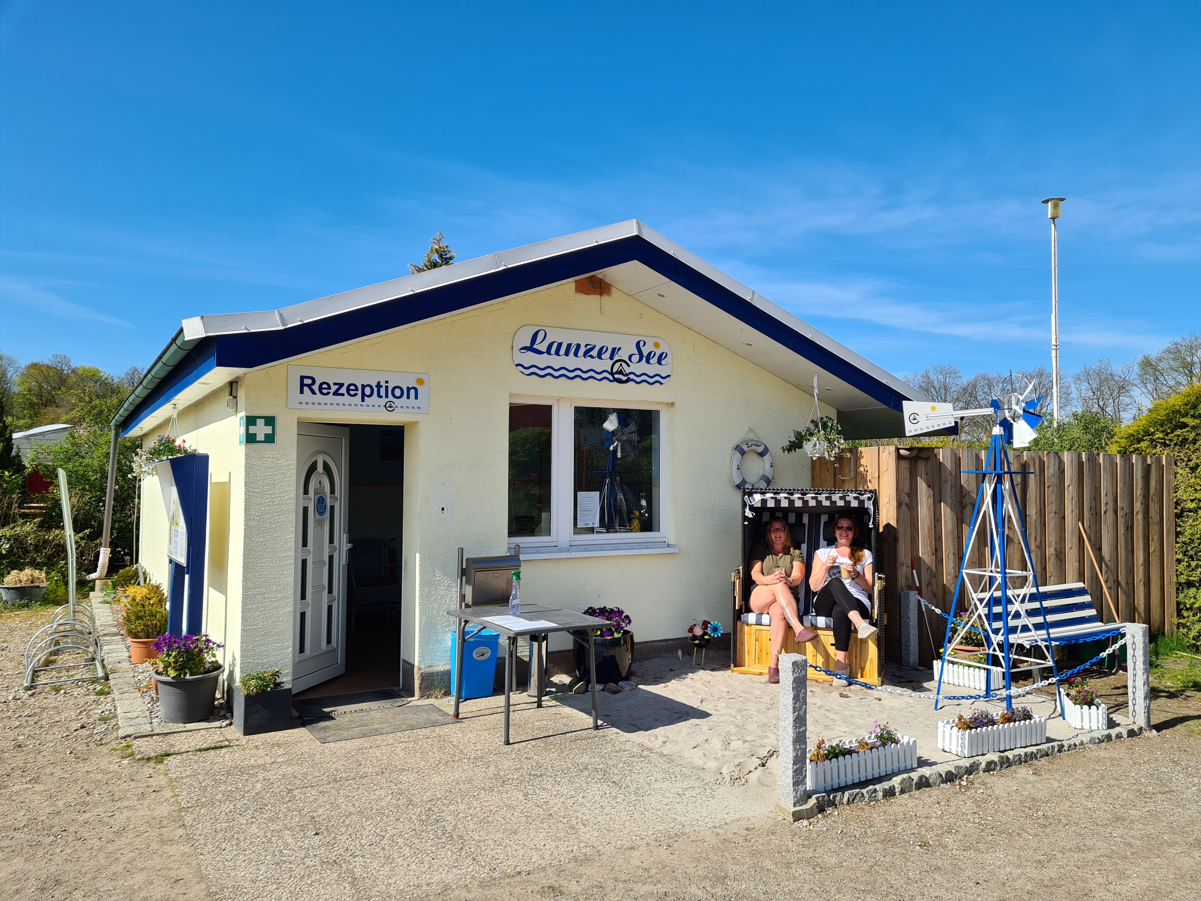 Campingplatz: Rezeption - Camping Lanzer See