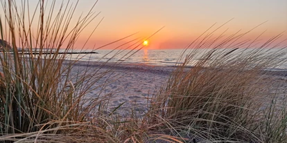 Campingplätze - Gasflaschen-Tausch - Deutschland - Sonnenaufgang am Bliesdorfer Strand - Camping & Ostseeferienpark Walkyrien