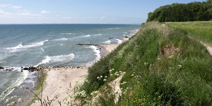 Campingplätze - Gasflaschen-Tausch - Deutschland - Wildromantische Steilküste mit Natursandstrand - Camping & Ostseeferienpark Walkyrien
