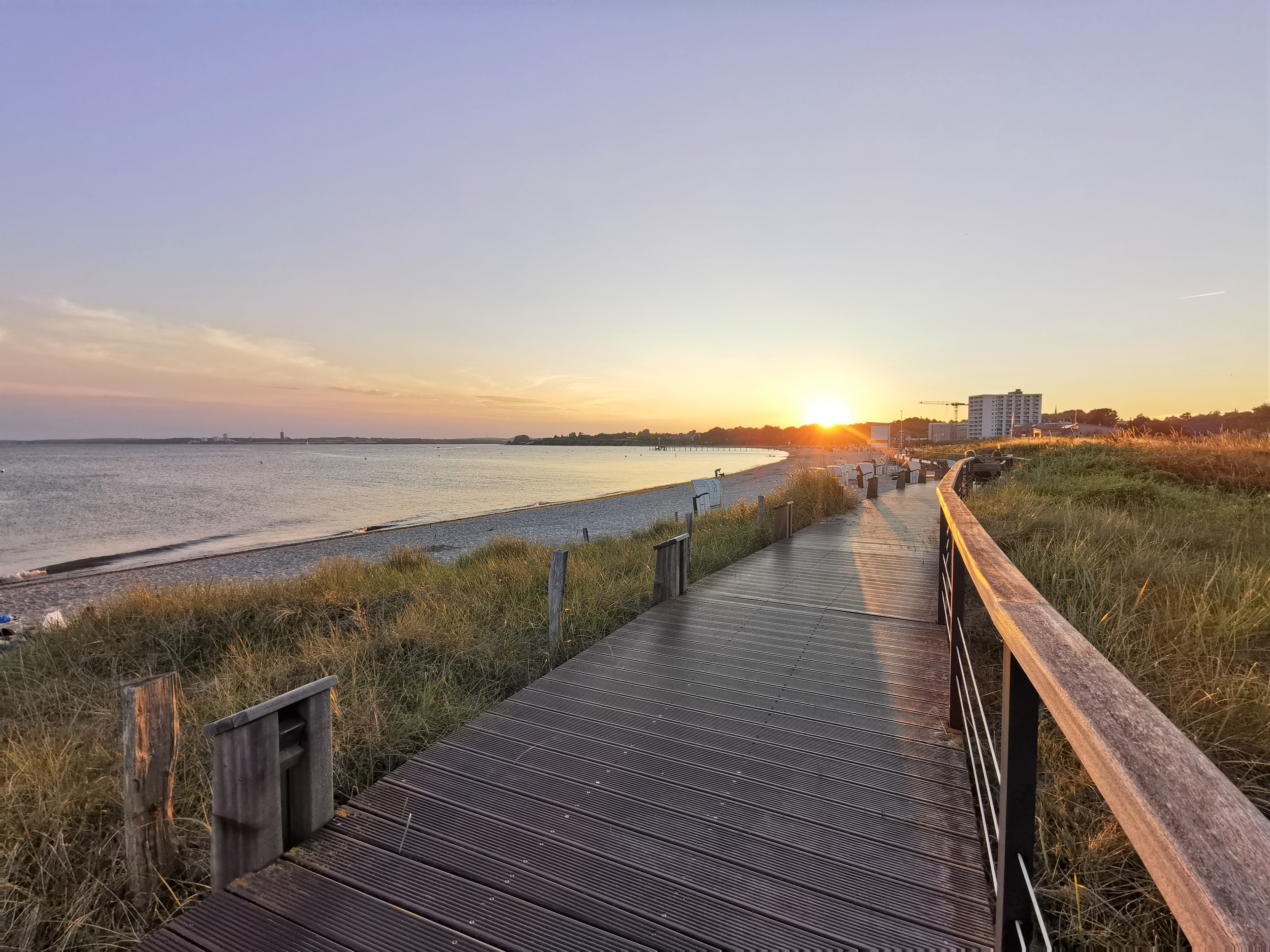 Campingplatz: Dünensteg im Ostseebad Pelzerhaken - Camping & Ostseeferienpark Walkyrien