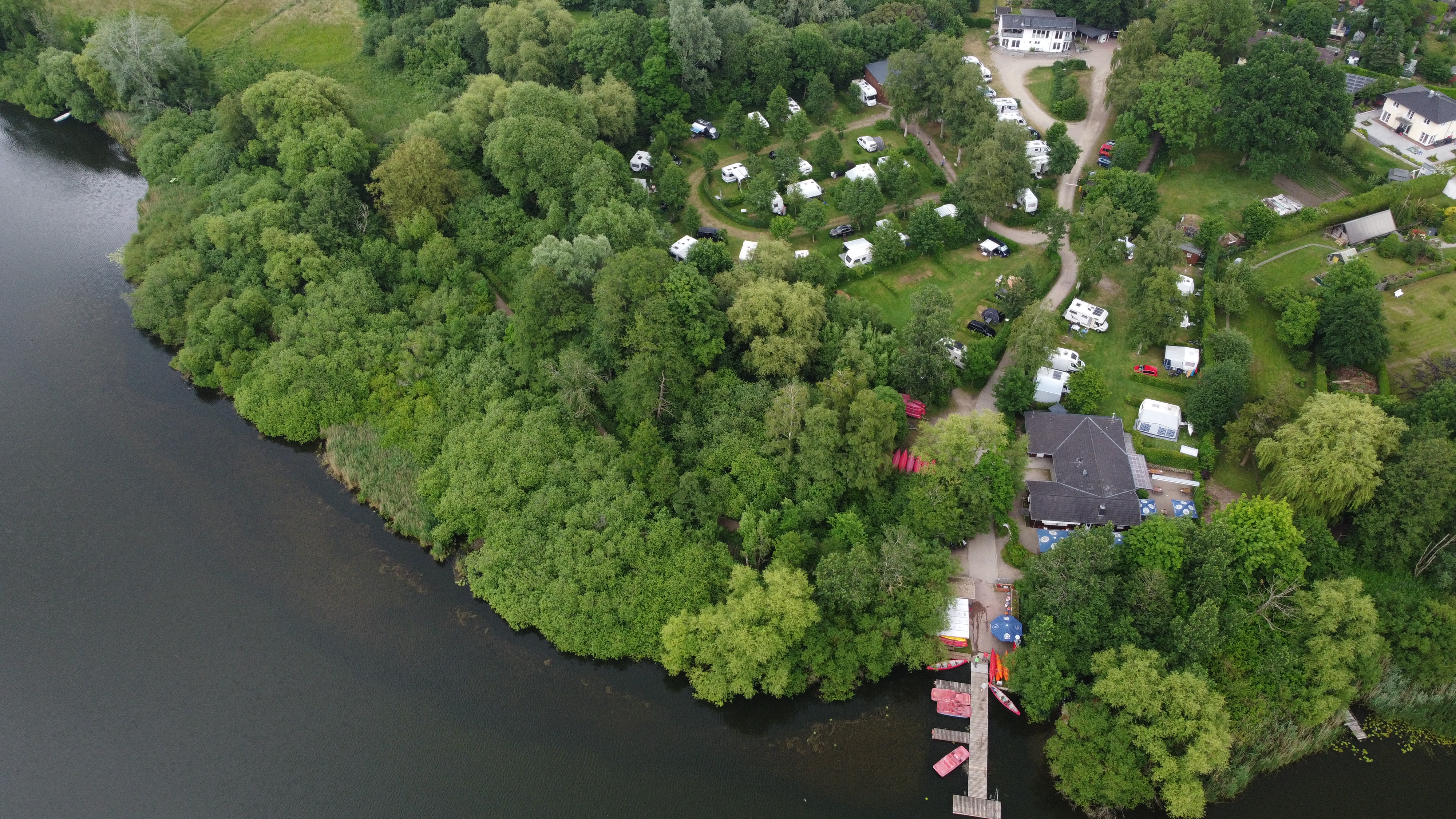 Campingplätze - Wasseranschluss am Stellplatz - Schleswig-Holstein - Naturcamping Kirchsee