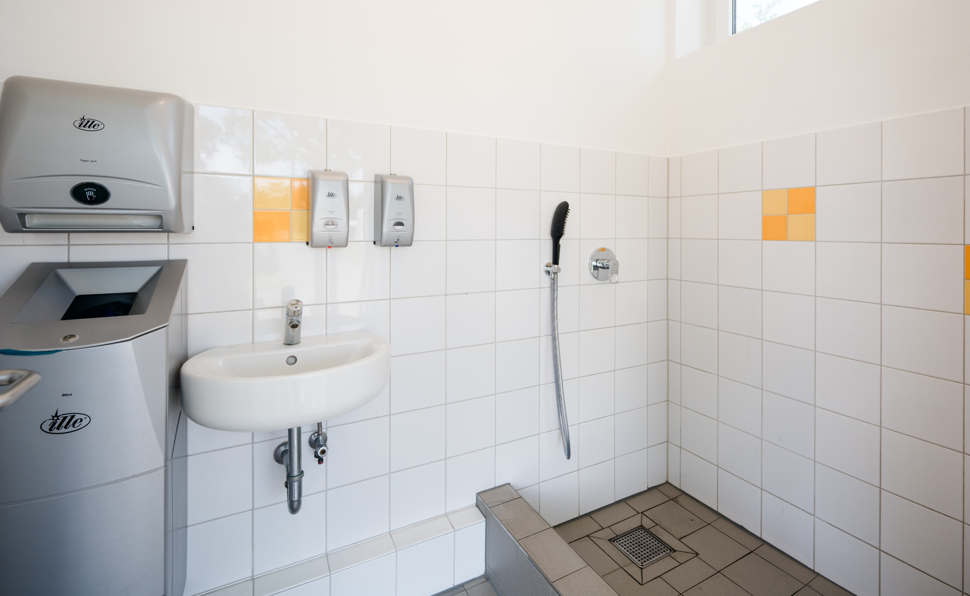 Campingplatz: Hundedusche - Nordseecamping zum Seehund Nordseecamping