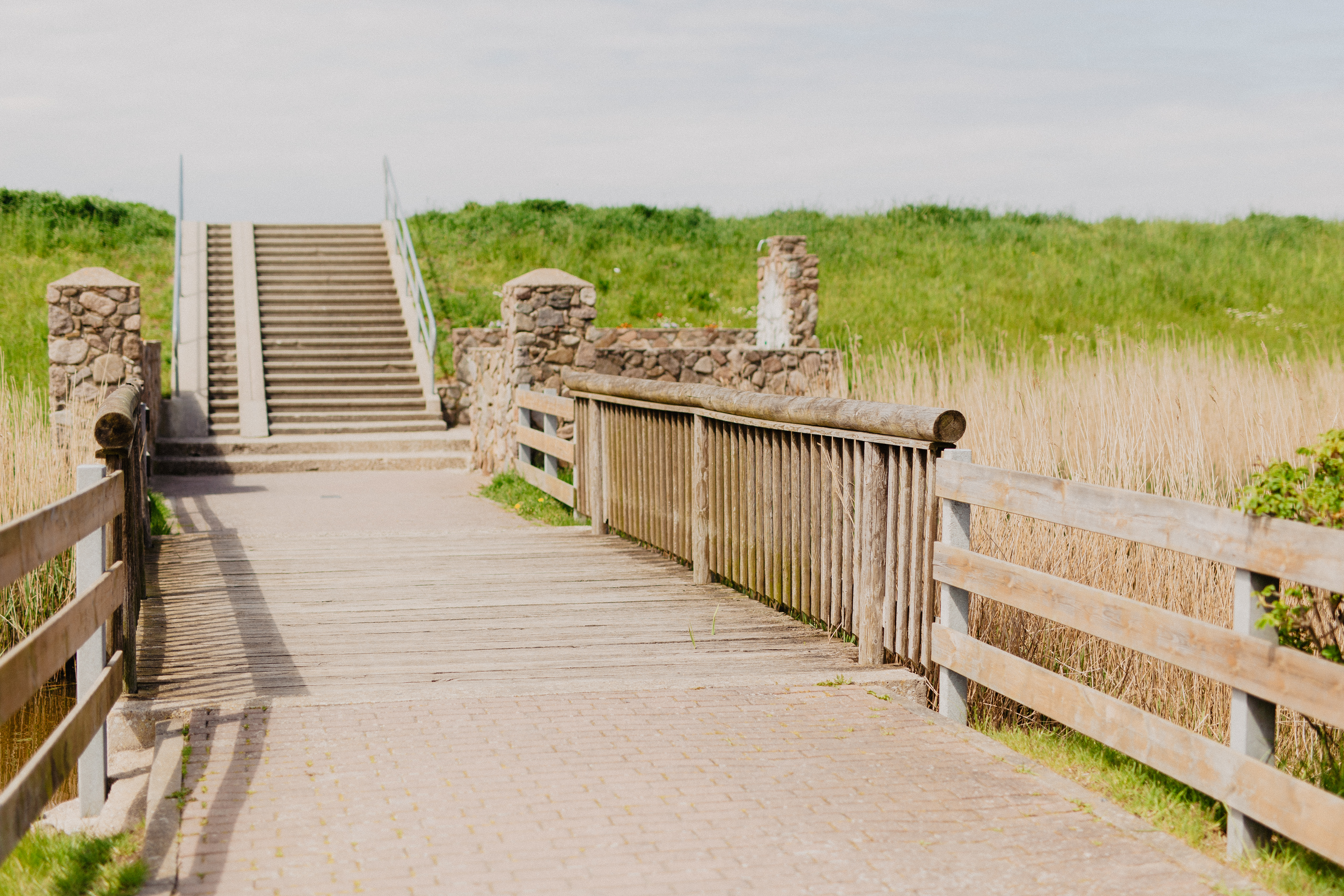 Campingplatz: Brücke zum Deich - Strandcamping Wallnau